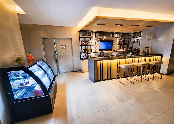 1 Bedroom Apartment In Aeon Towers I City Views I Free Wi-Fi, Gym And Pool